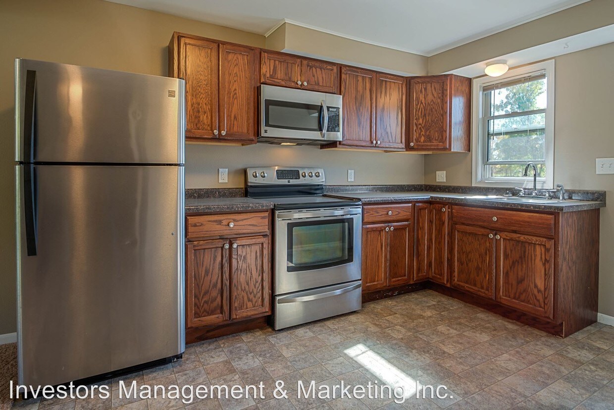Foto principal - 2535-2535 2nd Ave SW