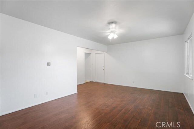 Foto del edificio - 270 S 1st Ave
