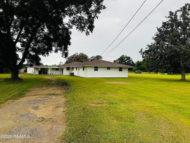 Foto del edificio - 1118 LA-357
