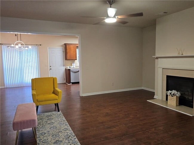 Building Photo - 3588 McClaren Way