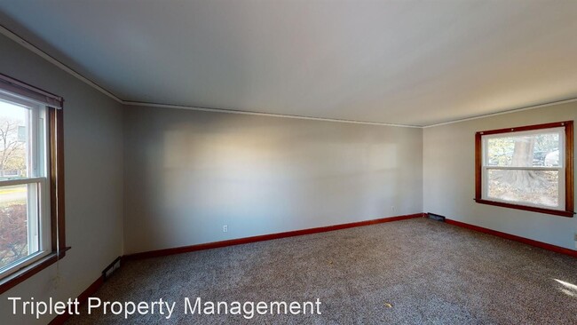 Building Photo - 3 br, 1 bath House - 2142 Sunset Drive
