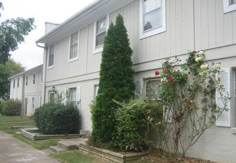 5703 Bramblegate Rd, Greensboro, NC 27409 Townhome Rentals in