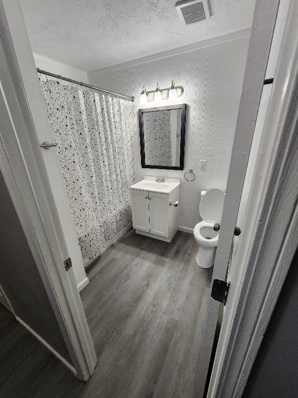 Building Photo - 1146 Morris Ave