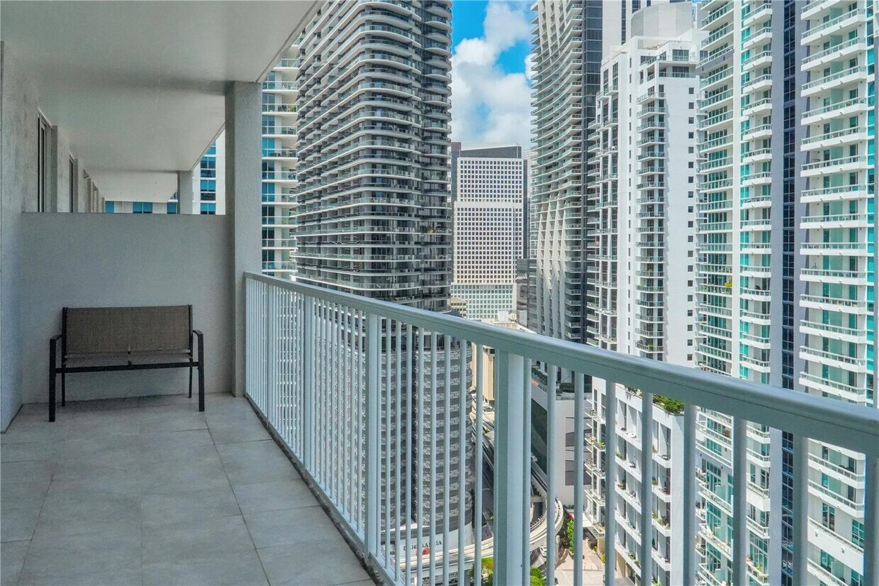 Foto principal - 1250 S Miami Ave