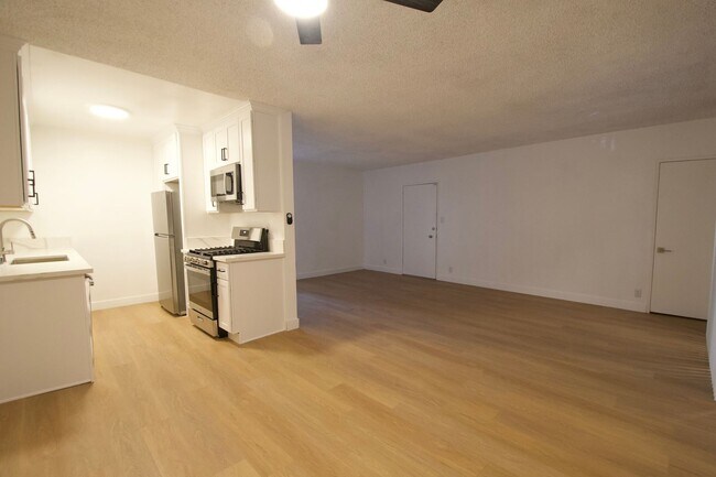 Foto del edificio - 10855 Morrison St
