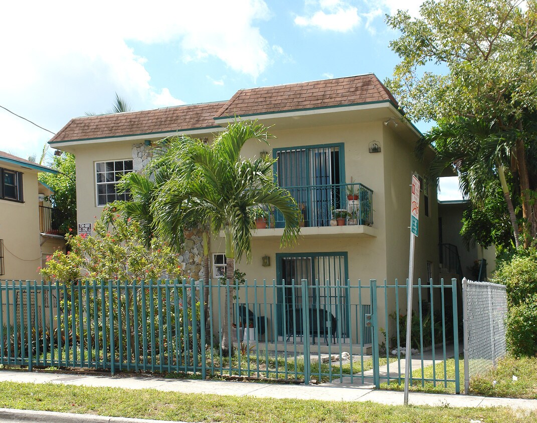 Foto principal - 1320 NW 5th St