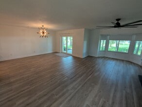 Building Photo - 1286 N Seagull Pt
