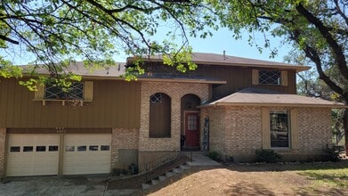 Building Photo - 2910 Wacos Dr