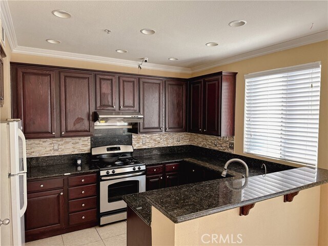 Building Photo - 10562 Mustang Cir