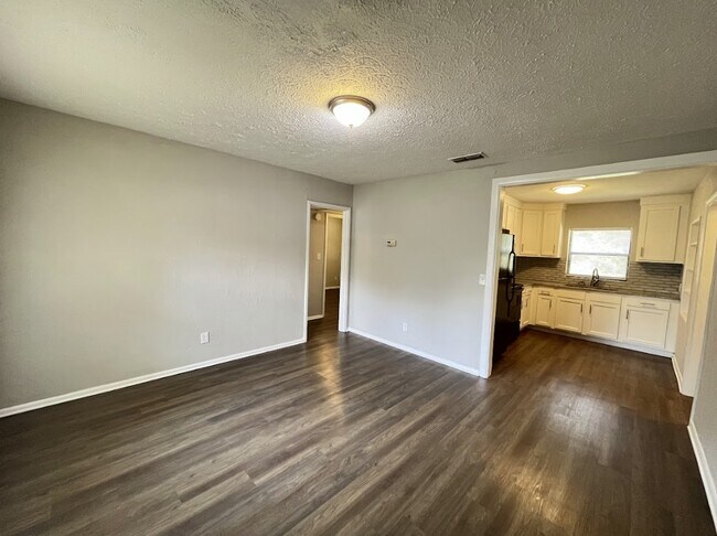 Foto del edificio - 1515 Palmdale St
