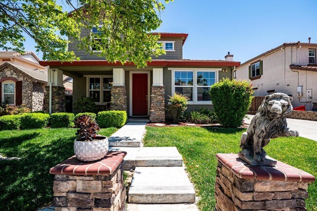 Foto del edificio - 820 Ben Ingram Ln