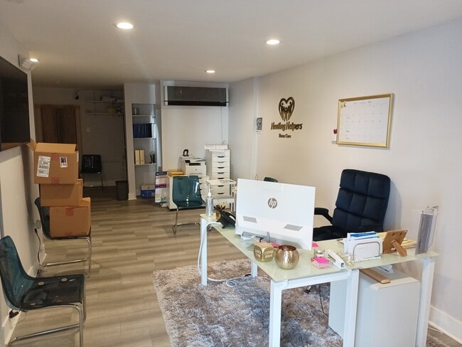 Building Photo - 7153 Torresdale Ave