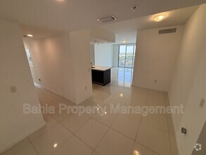 Building Photo - 7661 NW 107th Ave