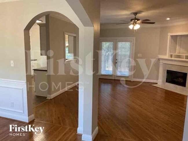 Foto del edificio - 4032 Bent River Ln
