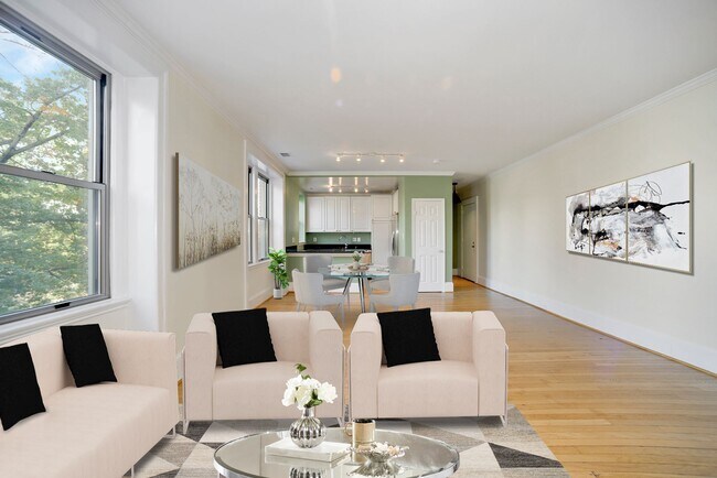 Large & open living area - 2129 Florida Ave NW