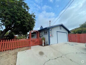 Building Photo - 8853 Carmir Dr