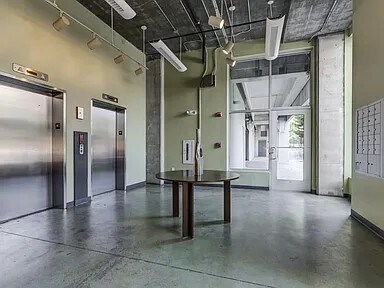 Foto del edificio - 620 Glen Iris Dr NE