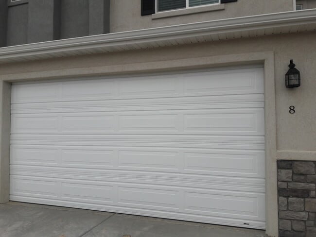 Foto del edificio - Move-In Discount --3 bed 2.5 bath - Newer townhome in the heart of Cedar City