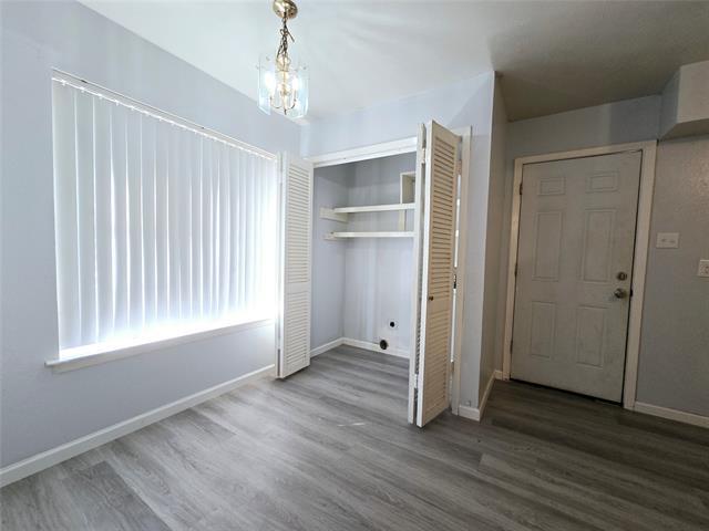 Foto del edificio - 902 Spring Valley Plaza