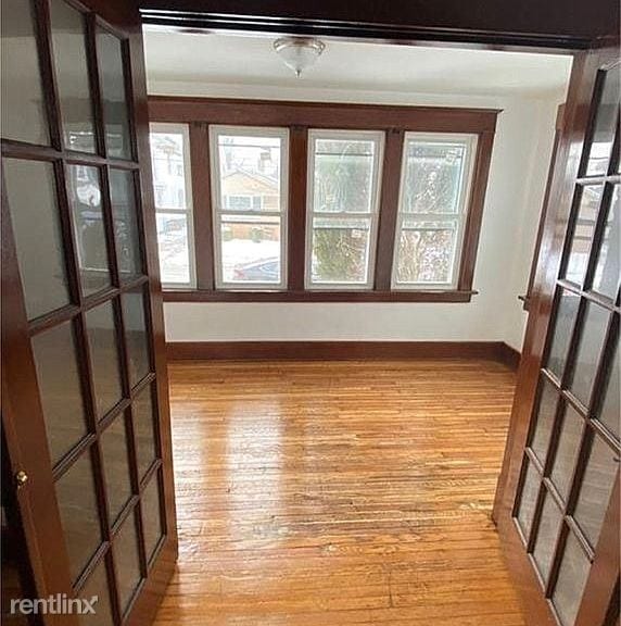 Building Photo - 4 br, 1 bath House - 30 Bell Rd