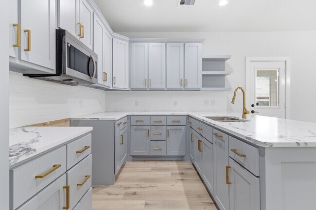 Foto del edificio - 7040 Kinney St