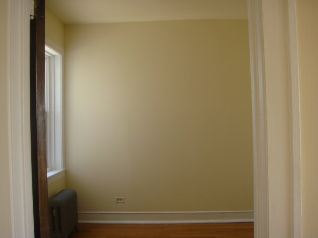  - 4410 W Armitage Ave