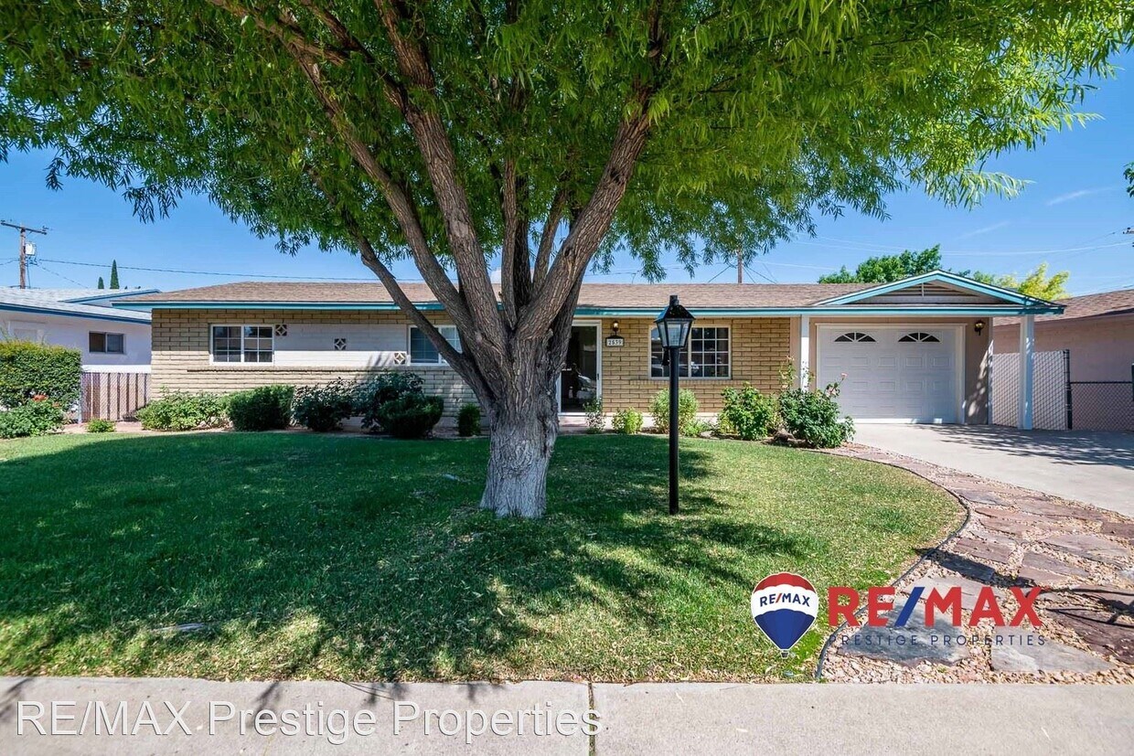 Primary Photo - 4 br, 3 bath House - 2539 Kemp