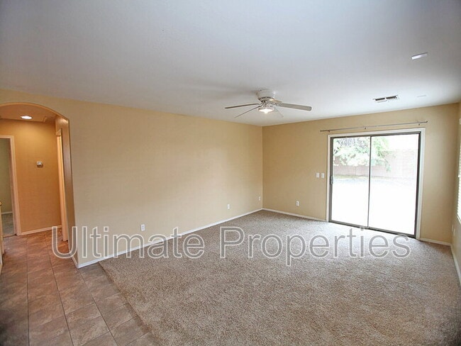 Foto del edificio - 5947 S 249th Dr