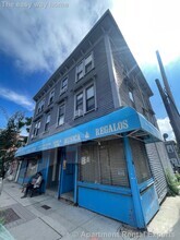 Building Photo - 320 Somerville Ave