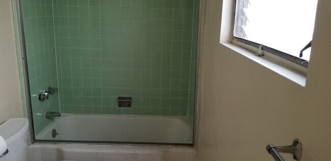 Building Photo - 5763 Laurel Canyon Blvd