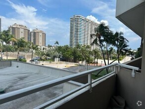 Building Photo - 1985 S Ocean Dr