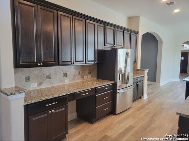 New Refrigerator - 8225 Limerick Fls
