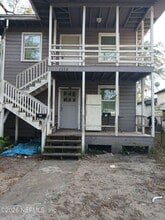 Building Photo - 1358 W 23rd St