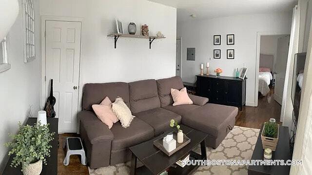 Foto del edificio - 30 L St