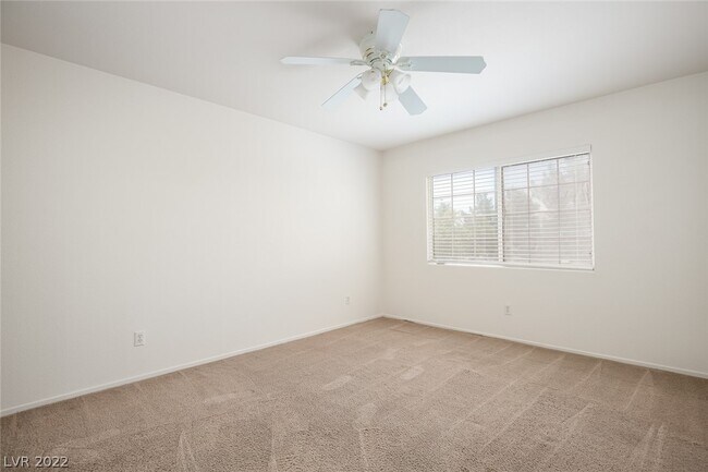 Building Photo - 9664 Silver City Dr