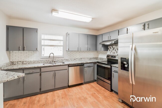 Foto del edificio - 2324 Oakdale St S, St. Petersburg, FL 33705