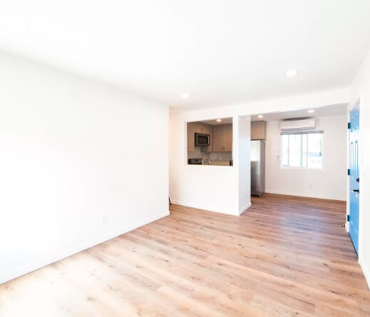 Foto del edificio - 5256 Meridian St