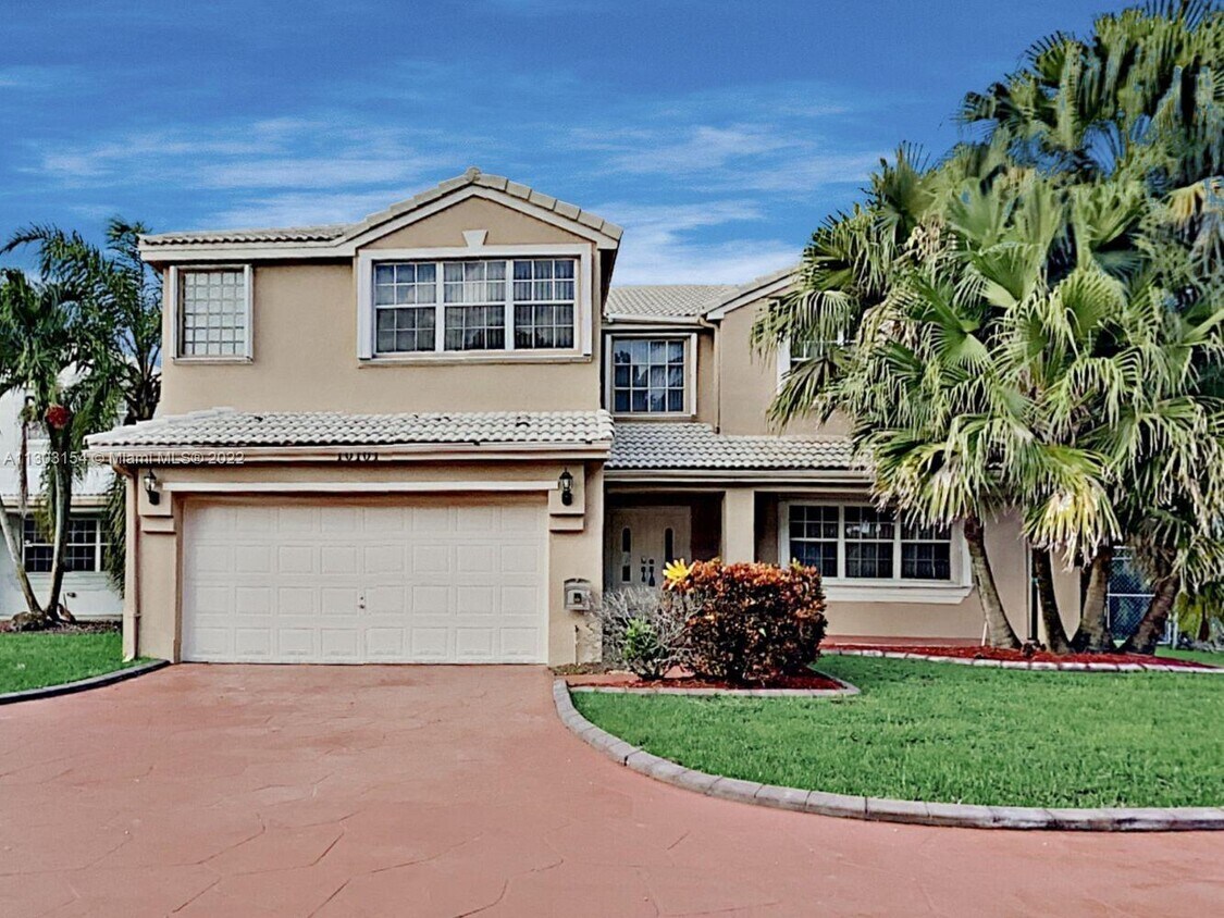 10101 SW 9th Ln, Pembroke Pines, FL 33025 House Rental in Pembroke