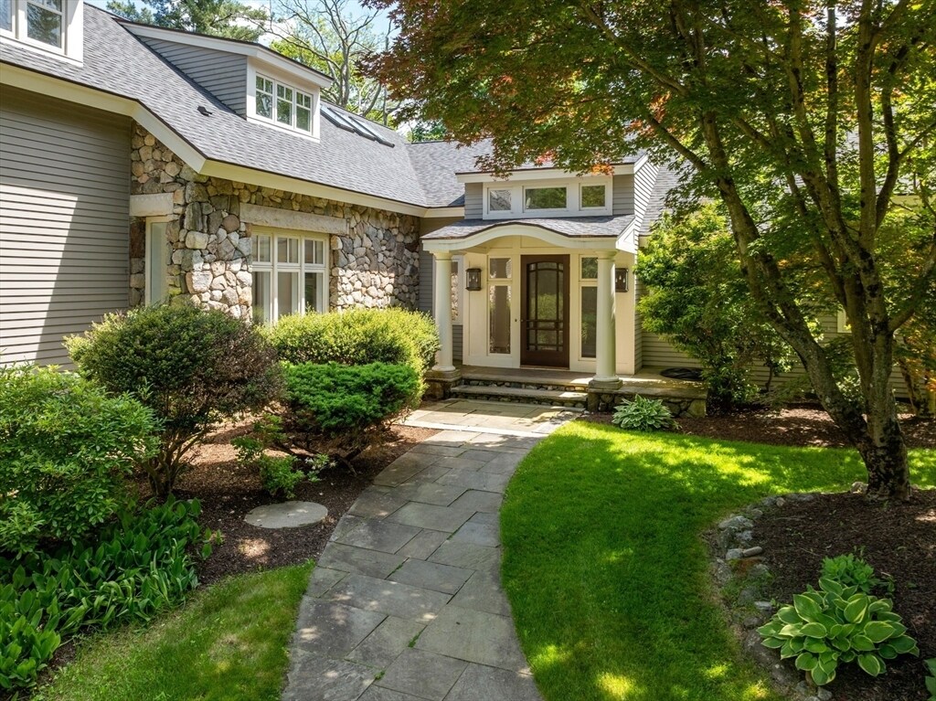 Primary Photo - 423 Concord Rd