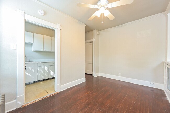 Building Photo - 3269 W Hayward Place