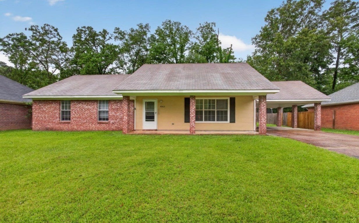 Photo - 4003 W Lake Rd (Jackson, MS)