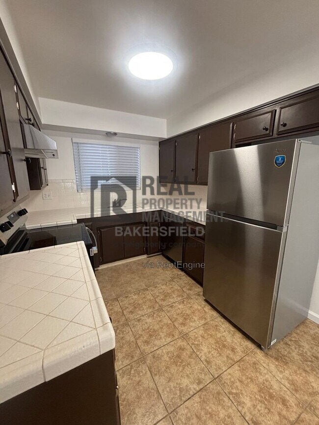 Foto del edificio - 2403 Olive St