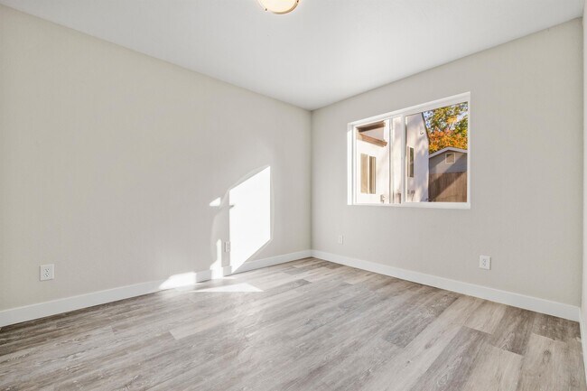 Building Photo - 4204 51st St