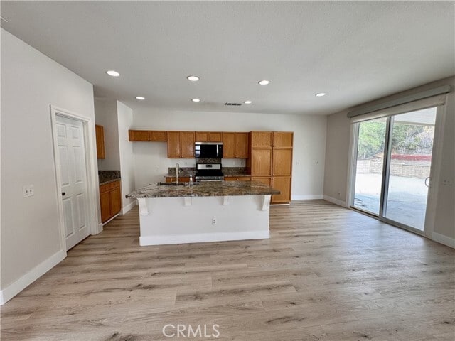 Building Photo - 15068 Knollwood St