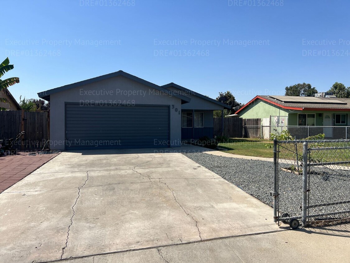 301 Atkinson Ave, Shafter, CA 93263 House Rental in Shafter, CA