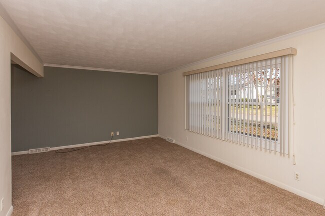 Foto del edificio - 3421 56th Street Pl