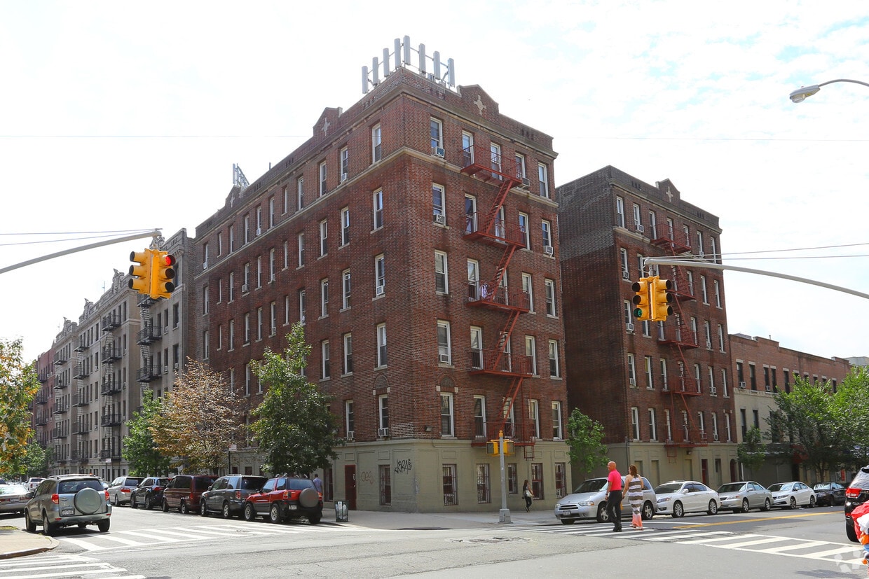 Primary Photo - 449-455 Audubon Ave