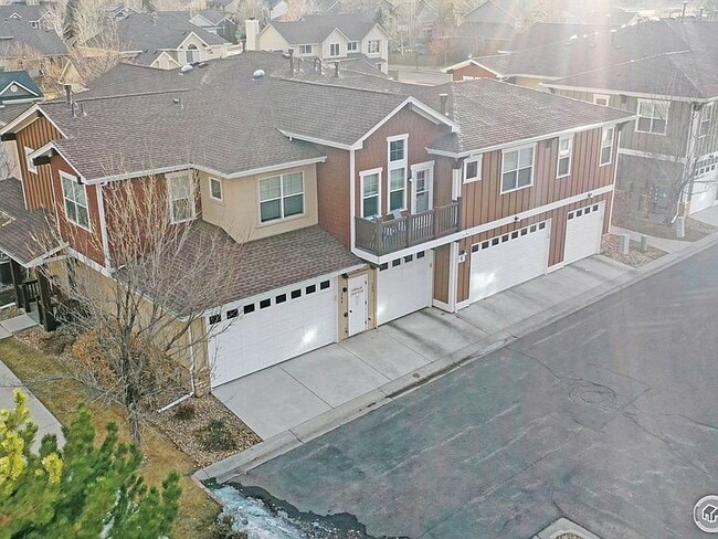Foto del edificio - 5850 Dripping Rock Ln