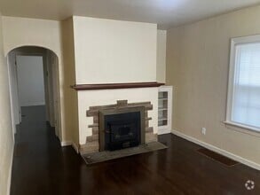 Building Photo - 2330 Rugby Rd