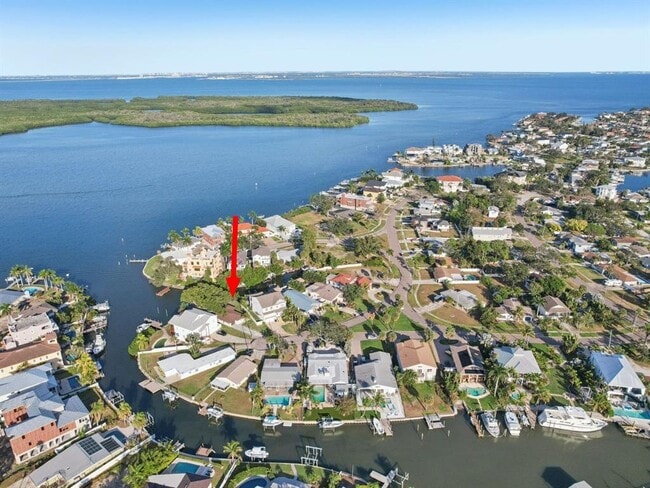 Foto del edificio - 1739 Bayou Grande Blvd NE